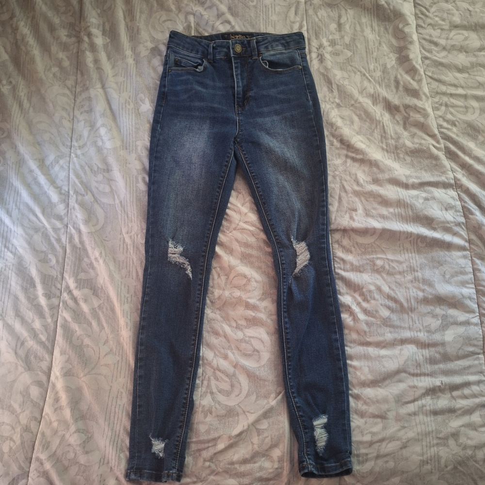 Indigo Rein| Women's Curvy Distressed Jeans Size 7